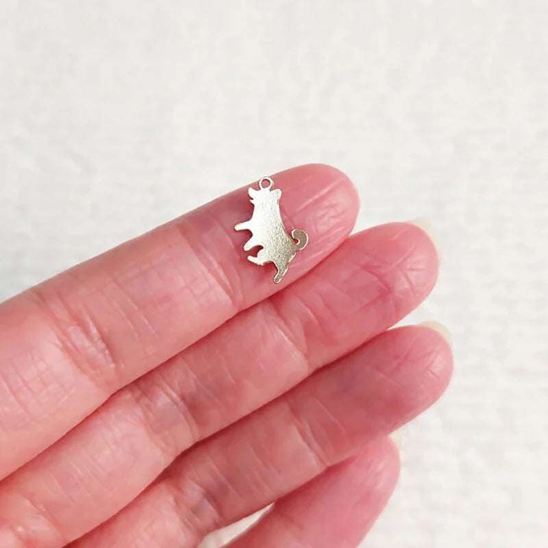 Cute Shiba Inu 14K Gold Charm – Realistic Dog Pendant Jewelry