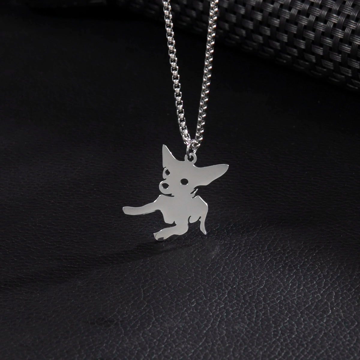 Elegant Miniature Pinscher Necklace Charm – Dog Lover Jewelry