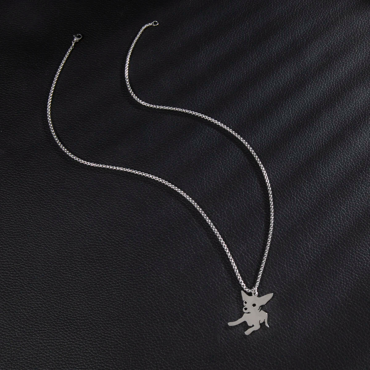 Elegant Miniature Pinscher Necklace Charm – Dog Lover Jewelry